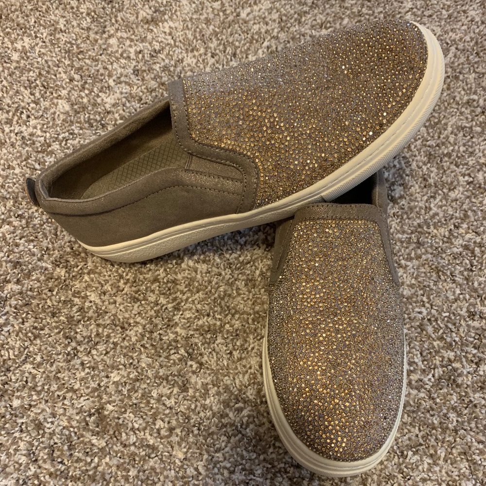 Sketchers Slip-Ons - Women’s 8